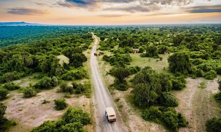 Queen Elizabeth National Park scenic drive - Nile Abenteuer Safaris scenic safari drive